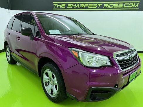 Used 2018 Subaru Forester 2.5i AWD/4WD image 2