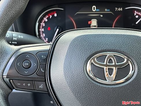 Certified 2025 Toyota RAV4 XLE FWD image 23