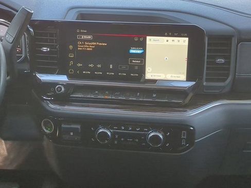 Used 2023 GMC Sierra 1500 Elevation image 18