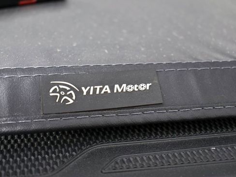 Certified 2024 Toyota Tacoma TRD Sport image 8