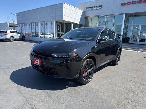 Certified 2025 Dodge Hornet GT w/ GT Plus Package AWD/4WD image 3