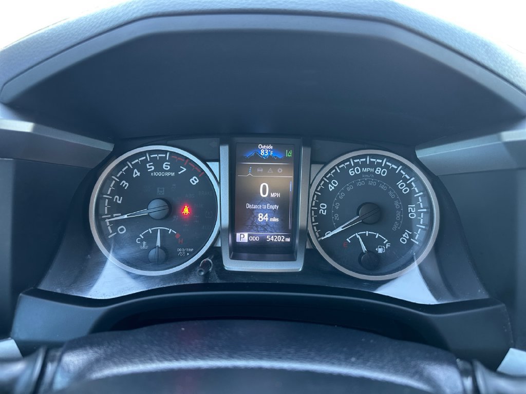 Used 2022 Toyota Tacoma SR5 RWD image 14