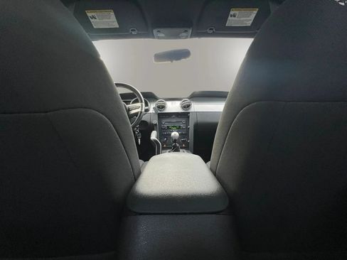 Used 2007 Ford Mustang Coupe RWD image 24