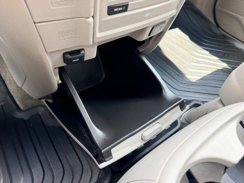 Used 2016 Honda Odyssey EX-L image 44