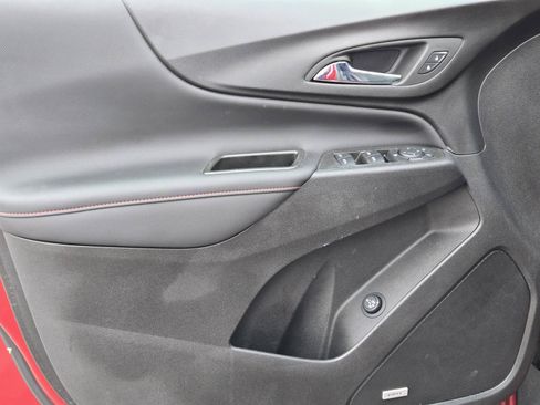 Used 2024 Chevrolet Equinox RS w/ RS Leather Package FWD image 13