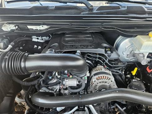 Used 2019 RAM 1500 Big Horn AWD/4WD image 22