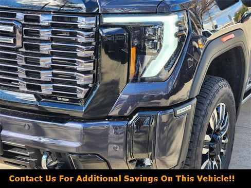 New 2026 GMC Sierra 3500 Denali Ultimate w/ LPO, Black Badging Package image 6