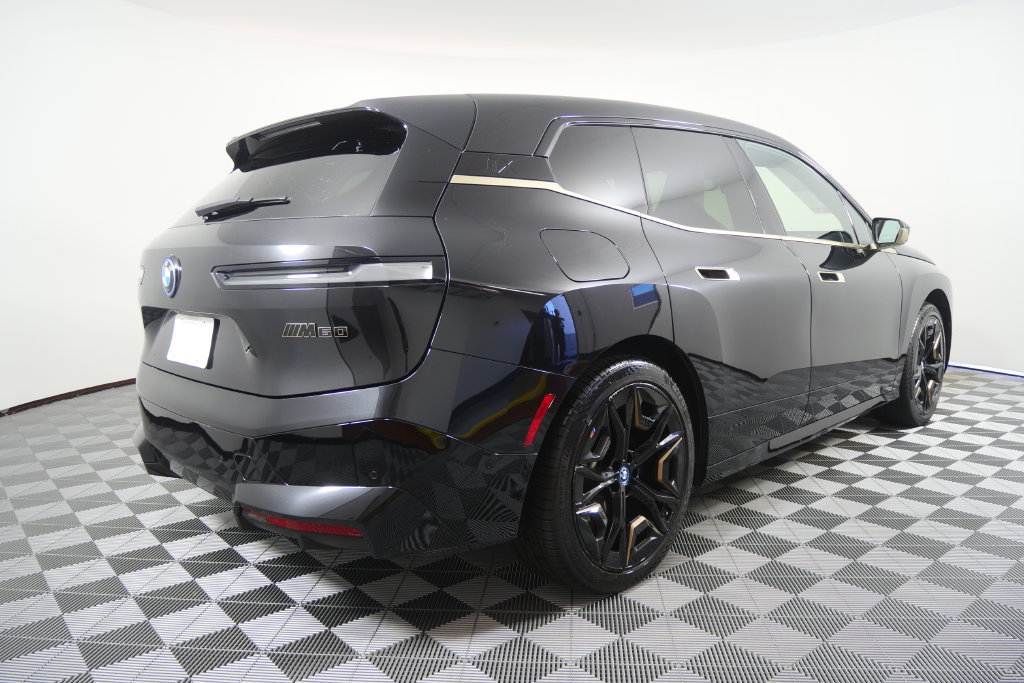 Used 2024 BMW iX M60 AWD/4WD image 4
