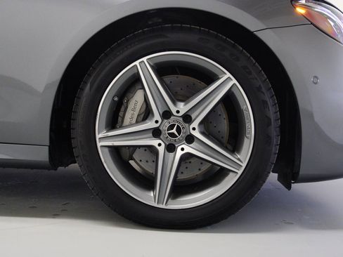 Used 2018 Mercedes-Benz E 400 E 400 image 10