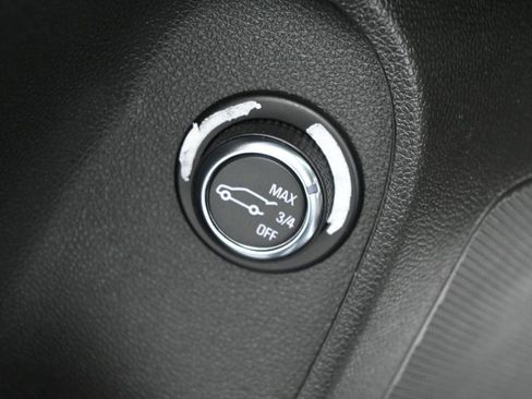Used 2025 Buick Envista Avenir FWD image 16