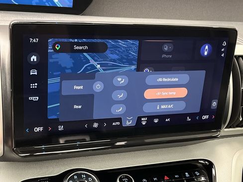 Used 2025 Ford Expedition Active AWD/4WD image 27