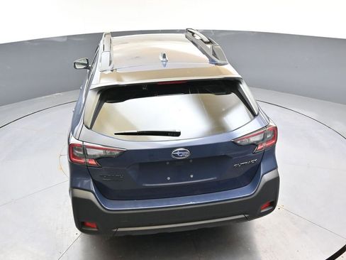 Certified 2025 Subaru Outback Onyx Edition AWD/4WD image 40