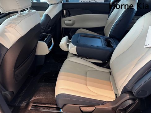 New 2026 Kia Carnival EX image 12