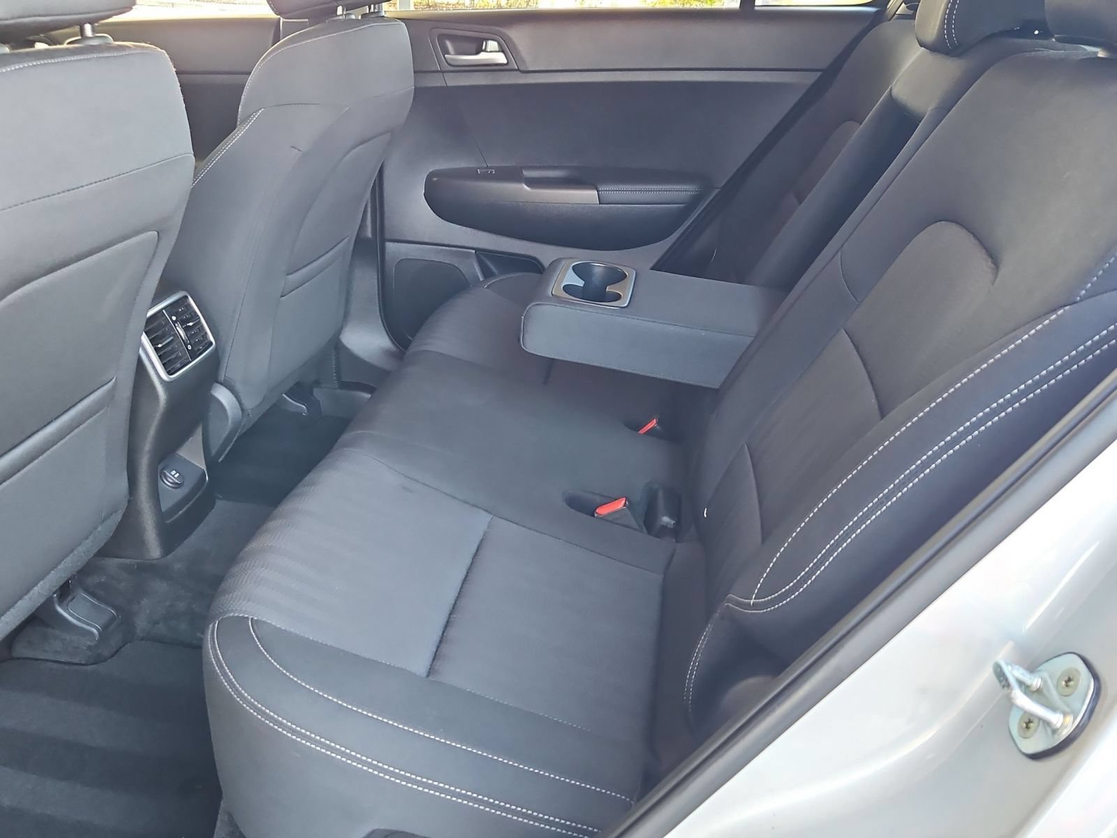 Used 2022 Kia Sportage LX AWD/4WD image 24