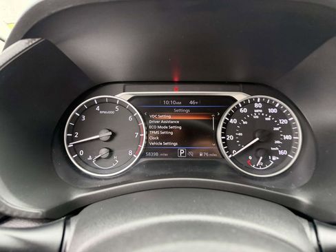 Used 2024 Nissan Sentra SV FWD image 34