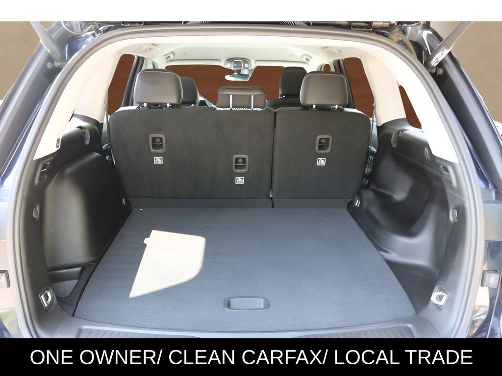 Used 2024 Jeep Grand Cherokee Limited RWD image 15