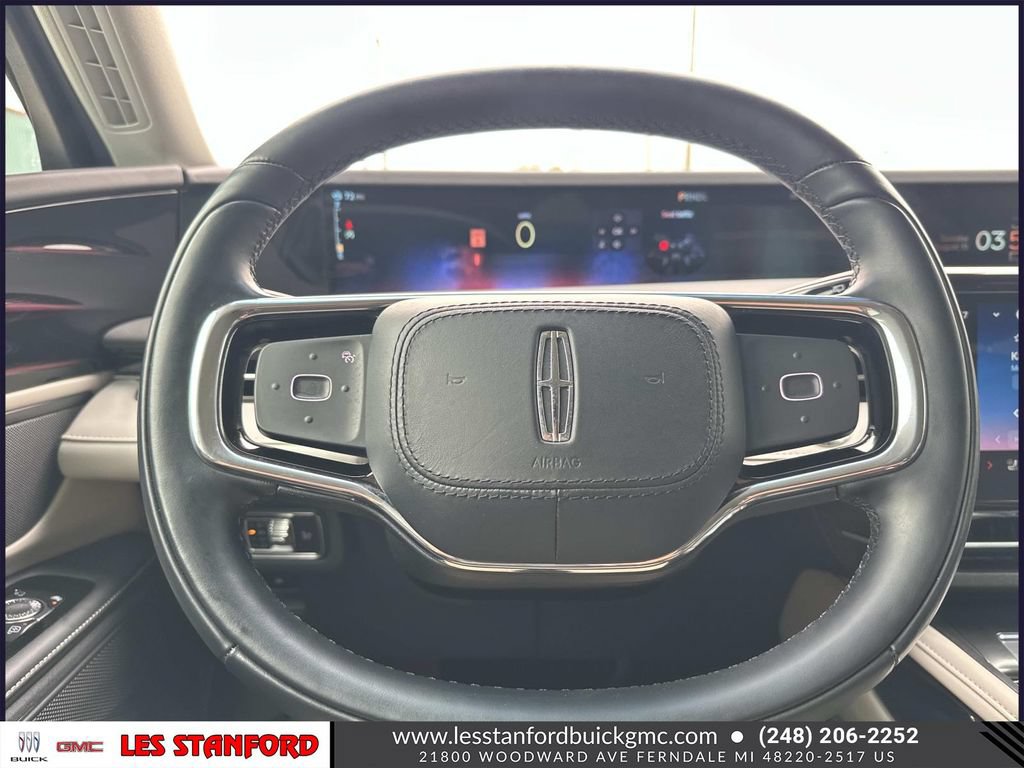Used 2024 Lincoln Nautilus Premier AWD/4WD image 21
