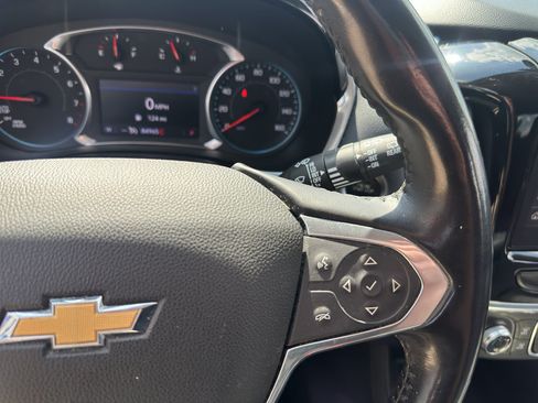 Used 2021 Chevrolet Traverse LT FWD image 26
