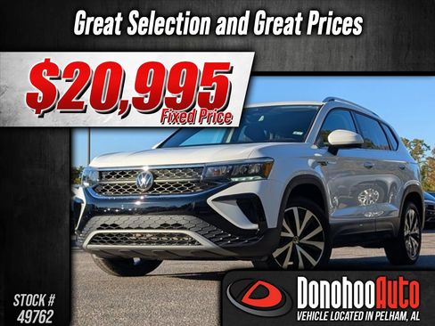 Used 2024 Volkswagen Taos SE image 1