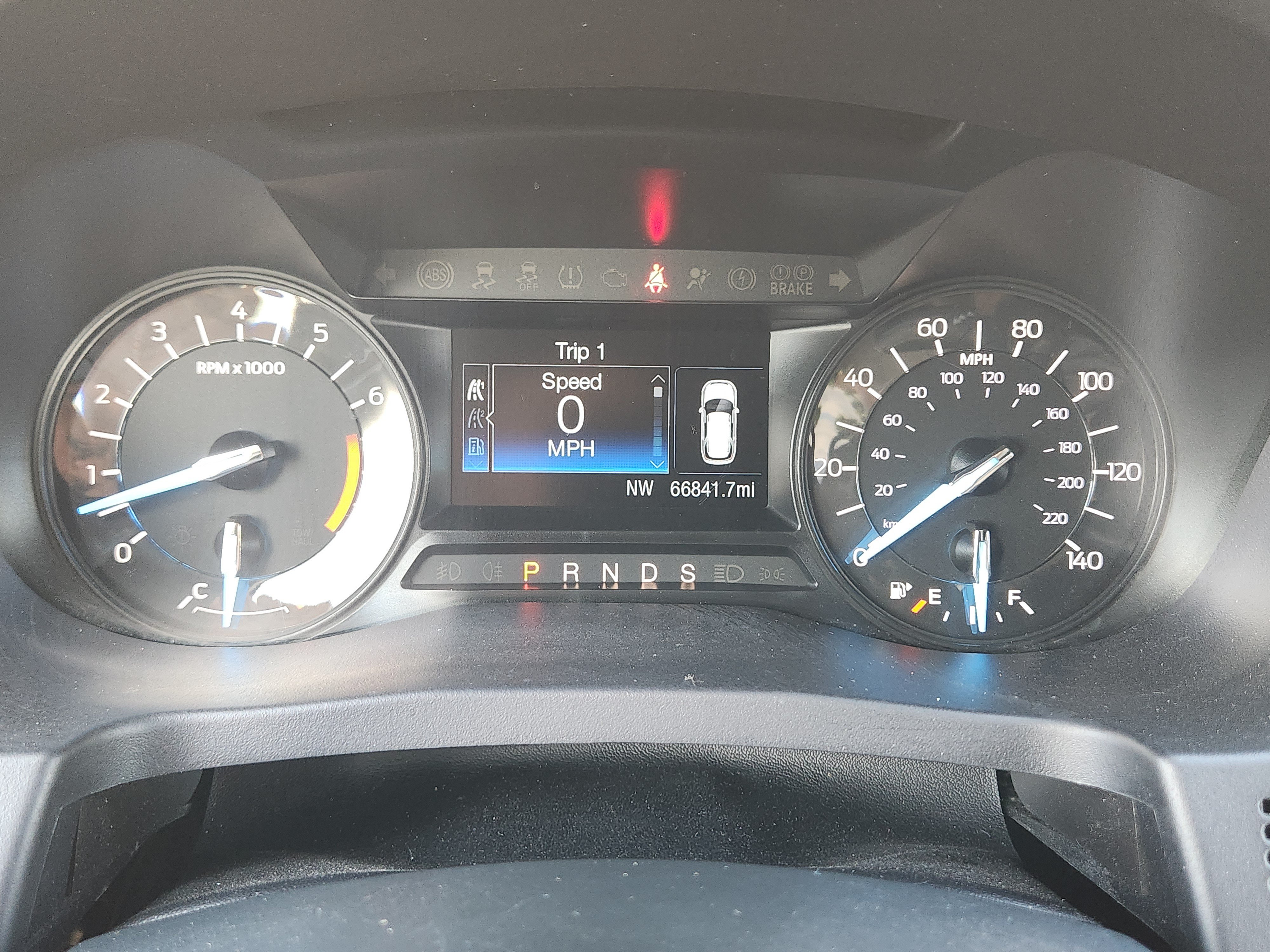 Used 2018 Ford Explorer FWD image 11