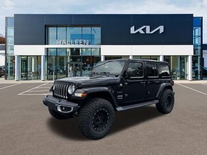 Used 2020 Jeep Wrangler Unlimited Sahara w/ Uconnect 4C Nav & Sound Group