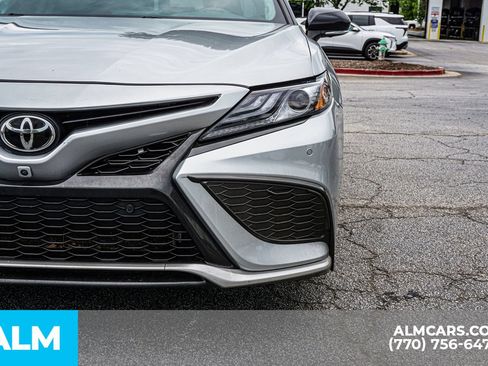 Used 2021 Toyota Camry XSE w/ Navigation Package FWD image 18