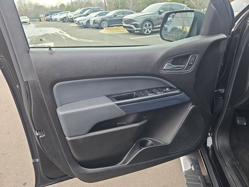 Used 2016 Chevrolet Colorado Z71 image 11