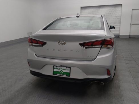 Used 2018 Hyundai Sonata Limited image 7