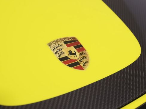 Used 2025 Porsche 718 Cayman GT4 RS w/ Weissach Package RWD image 19