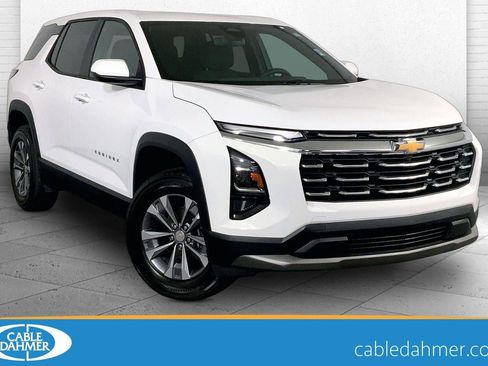 Used 2026 Chevrolet Equinox LT FWD image 1