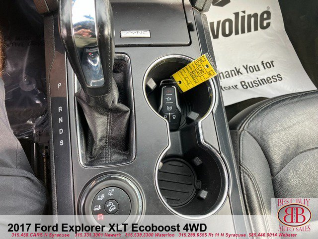 Used 2017 Ford Explorer XLT w/ Equipment Group 202A AWD/4WD image 17