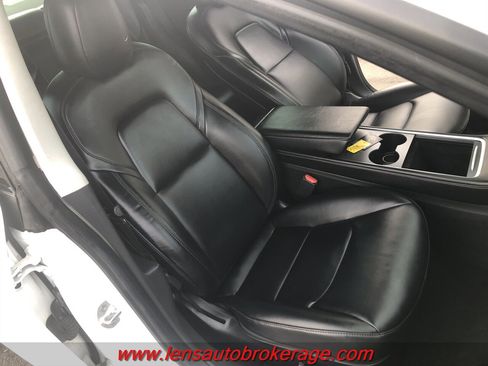 Used 2021 Tesla Model 3 Standard Range Plus image 22