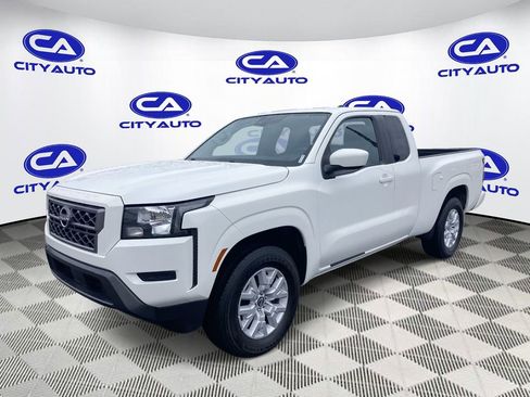 Used 2022 Nissan Frontier SV w/ Technology Package image 7