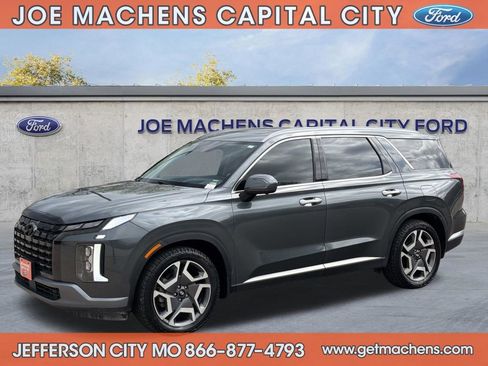 Used 2023 Hyundai Palisade Limited image 9