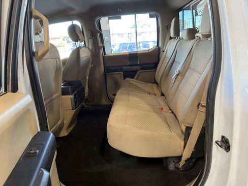 Used 2018 Ford F150 XLT w/ Equipment Group 302A Luxury image 10