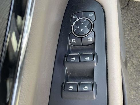Used 2022 Lincoln Nautilus Reserve FWD image 16