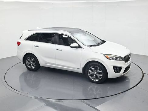 Used 2016 Kia Sorento SX w/ SXL Technology Package AWD/4WD image 44