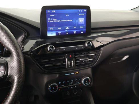 Used 2025 Ford Escape ST-Line Select AWD/4WD image 5
