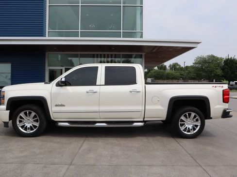 Used 2014 Chevrolet Silverado 1500 High Country w/ High Country Premium Package AWD/4WD image 6