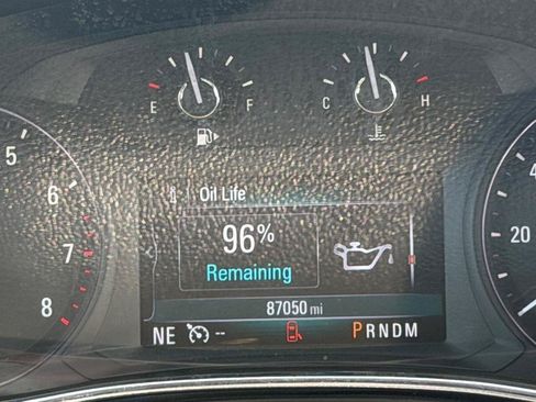 Used 2018 Buick Encore Essence w/ Experience Buick Package AWD/4WD image 20