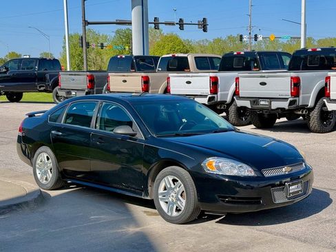 Used 2012 Chevrolet Impala LT w/ LT Sunroof Package FWD image 7