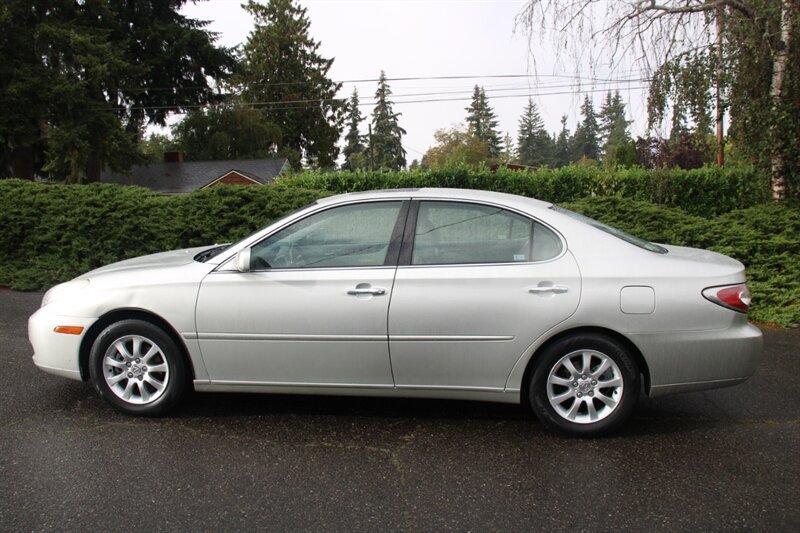Used 2003 Lexus ES 330 w/ Premium Pkg FWD image 13