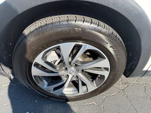 Used 2023 Buick Envision Essence AWD/4WD image 10