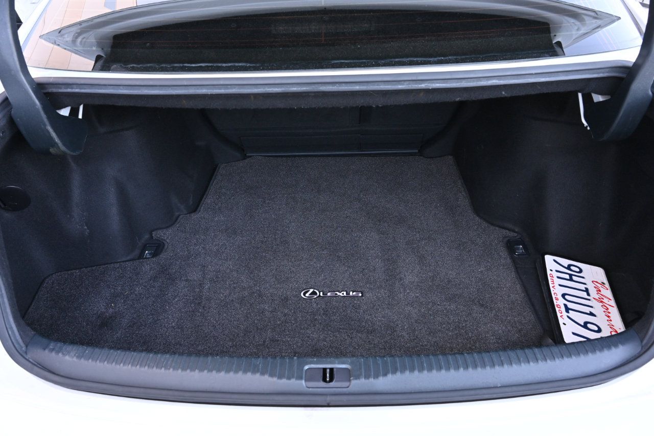 Used 2015 Lexus IS 250 w/ Premium Package RWD image 28