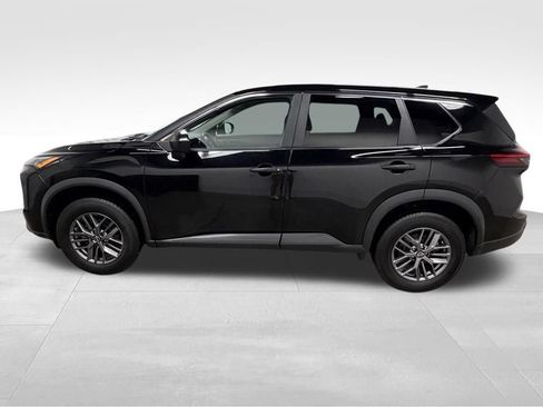Used 2024 Nissan Rogue S AWD/4WD image 7