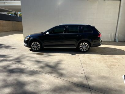 Used 2017 Volkswagen Golf Alltrack S