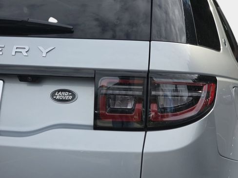 Used 2021 Land Rover Discovery Sport SE image 38