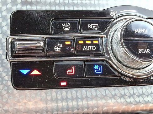 Used 2023 Lincoln Aviator Black Label w/ Dynamic Handling Package AWD/4WD image 25