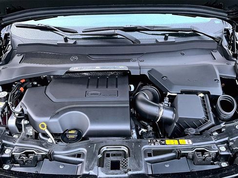 New 2025 Land Rover Discovery Sport S image 12