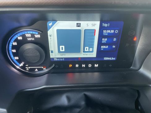 Used 2023 Ford Bronco Outer Banks image 17